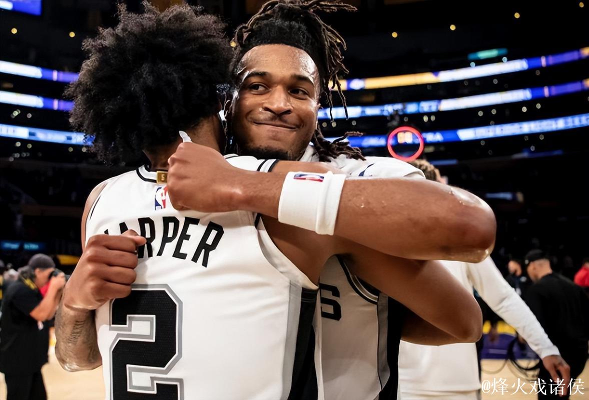 NBA杯半决赛12月14日开战:尼克斯VS魔术 马刺VS雷霆 NBA杯半决赛12月14日开战:尼克斯VS魔术 马刺VS雷霆